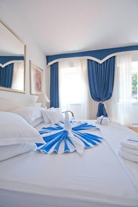 Blue Studio Apartment Next To The Beach Dubrovnik Buitenkant foto